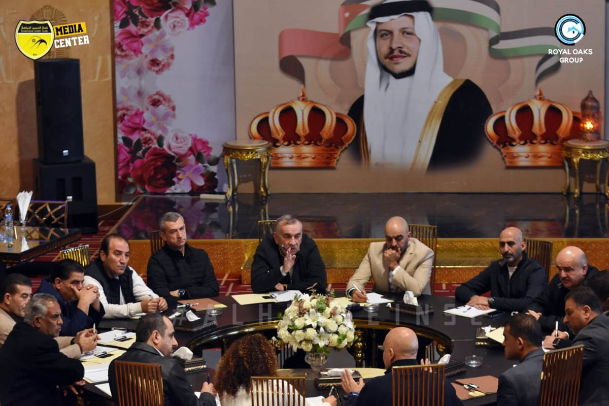 أندية المحترفين تبحث واقع كرة القدم المحلية استعدادا للموسم الكروي المقبل