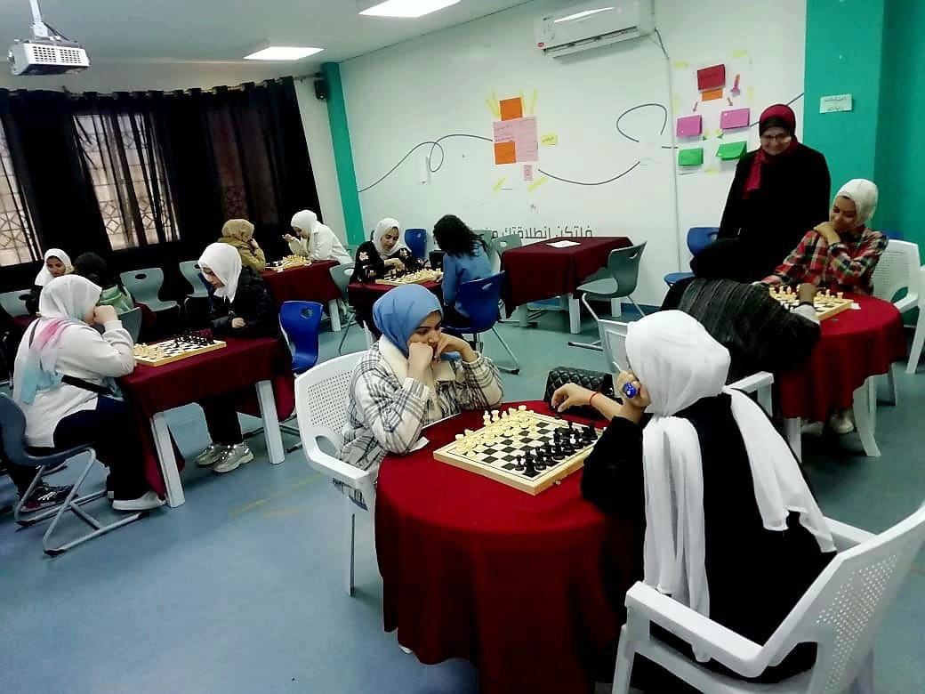 انطلاق بطولة الشطرنج وتنس الطاولة بمديرية شباب الزرقاء
