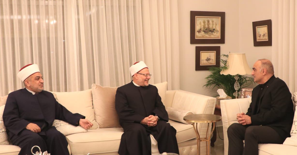 رئيس الوزراء يستقبل مفتي الدِّيار المصريَّة