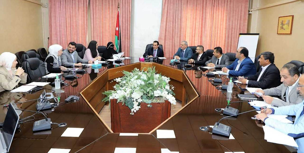 التربية تؤكد توفير بيئة صحية في مدارسها