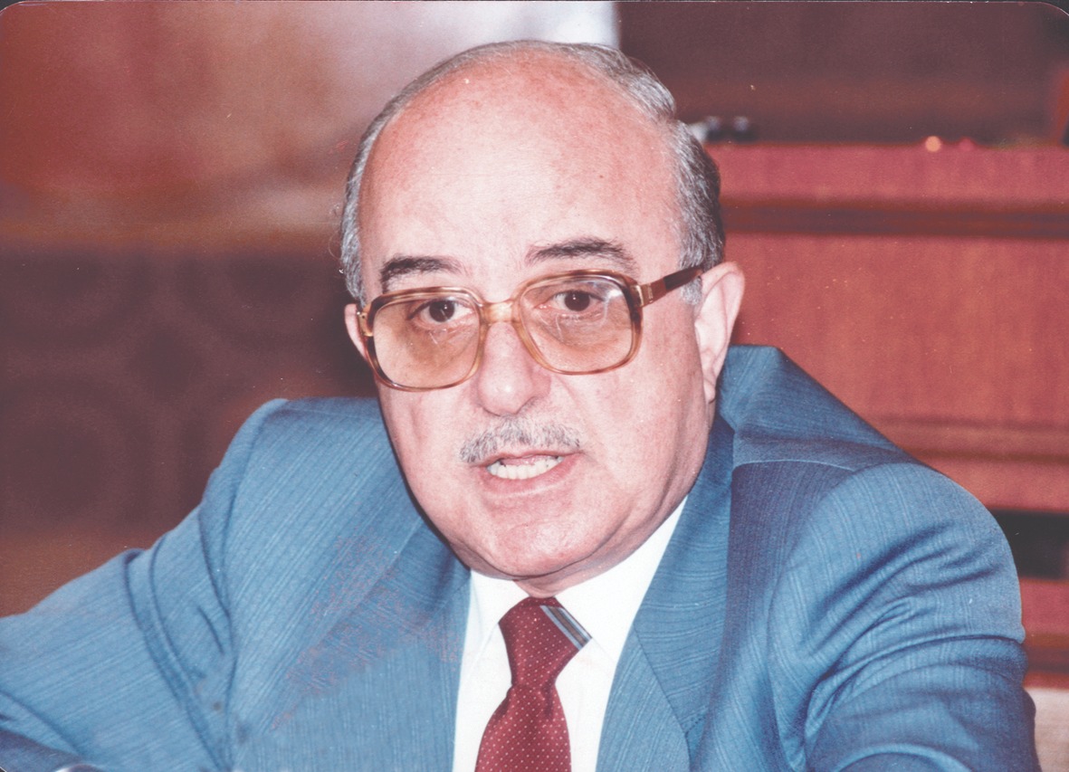 رئيس مجلس النواب ينعى رئيس الوزراء الأسبق مضر بدران