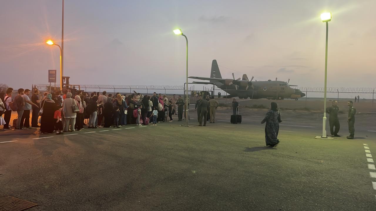 الخارجية: إقلاع 4 طائرات من السودان للأردن تحمل 343 اردنيا