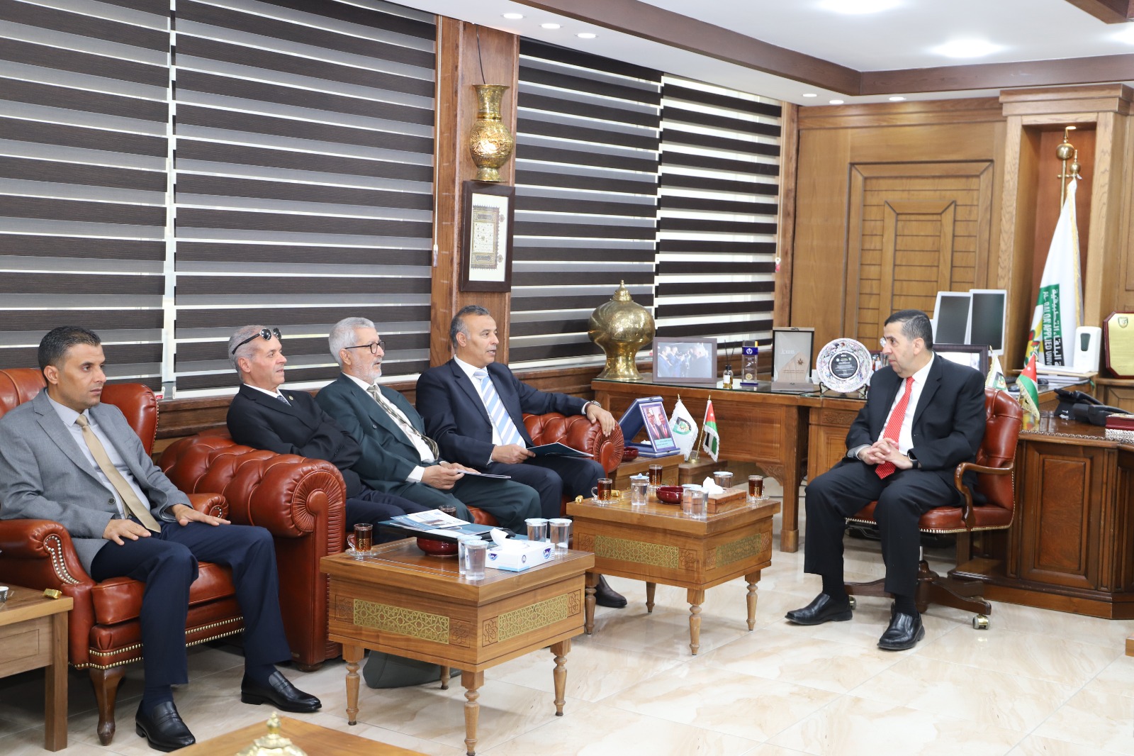 مباحثات بين البلقاء التطبيقية ومصلحة الموانئ الليبية