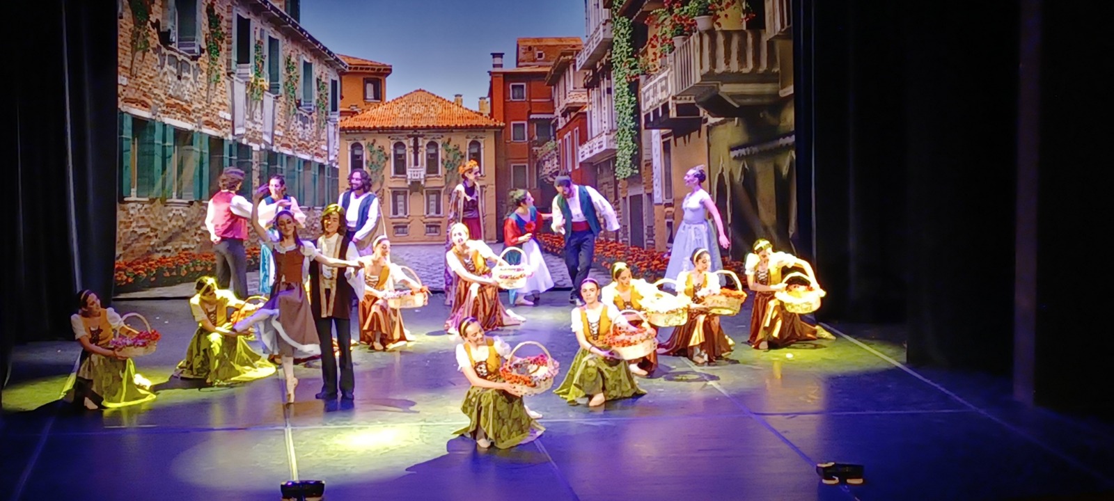 المركز الوطني للثقافة والفنون يفتتح عروض باليه "سندريلا"