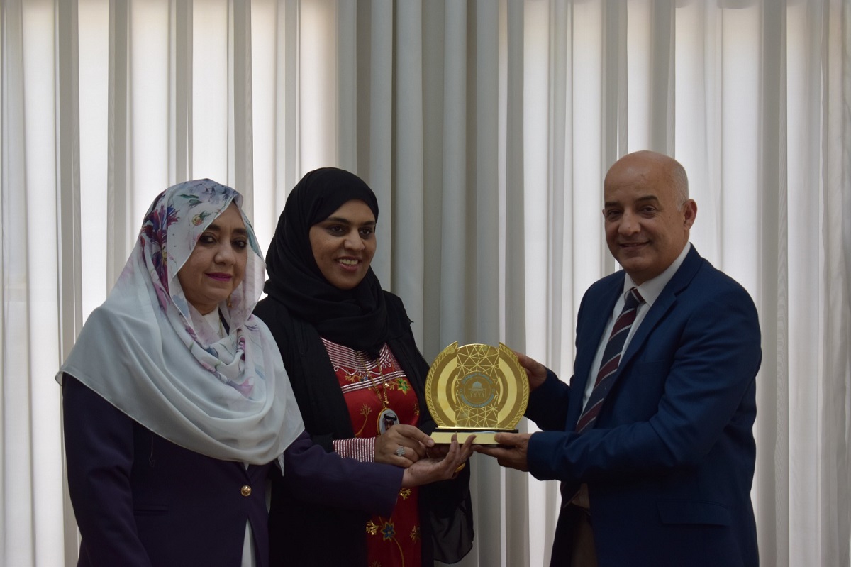 التوثيق الملكي يستقبل وفدا من جامعة خورفكان بدولة الإمارات