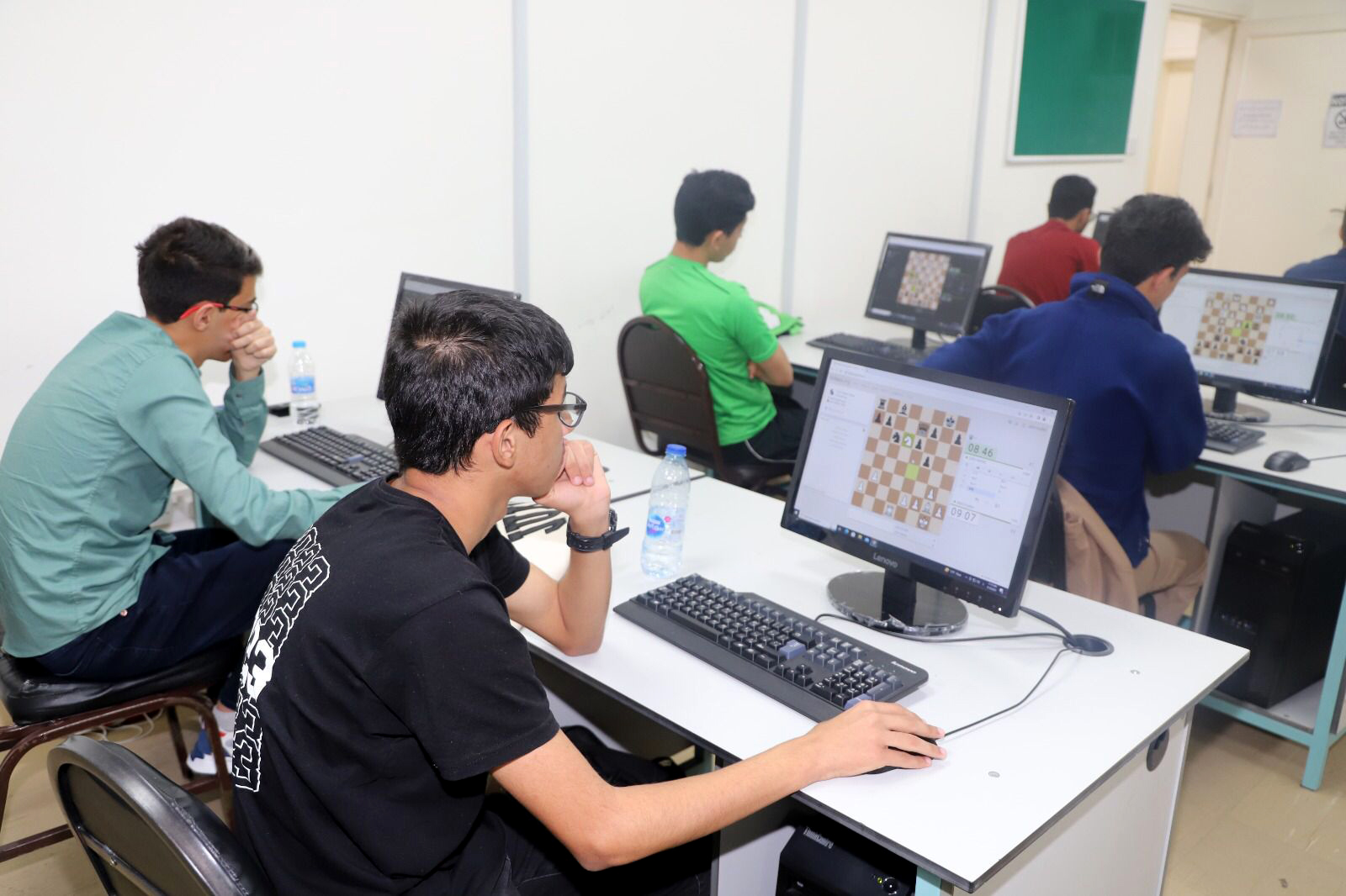 نتائج نهائيات البطولة المدرسية للشطرنج عبر الإنترنت