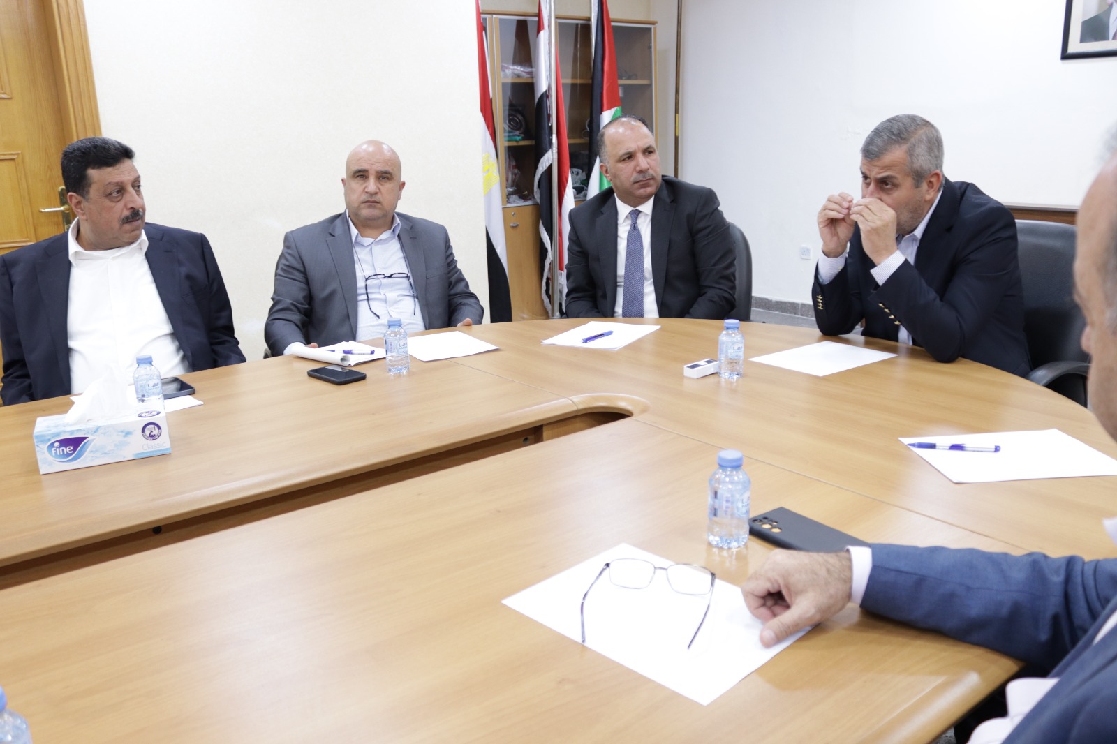 الخرابشة: المرحلة تتطلب تشريعا جديدا يواكب التطورات في قطاع الكهرباء