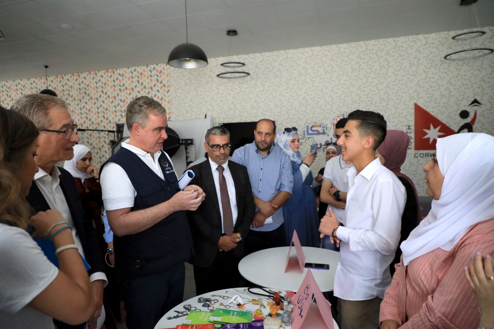 وزير الشباب وممثل اليونيسف يطلعان على البرامج الشبابية بجرش وعجلون