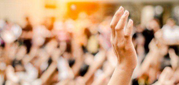 شباب: العزوف عن المشاركة الحزبيّة يعزى إلى غياب الثقافة الحزبية وعدم فهم التشريعات الجديدة