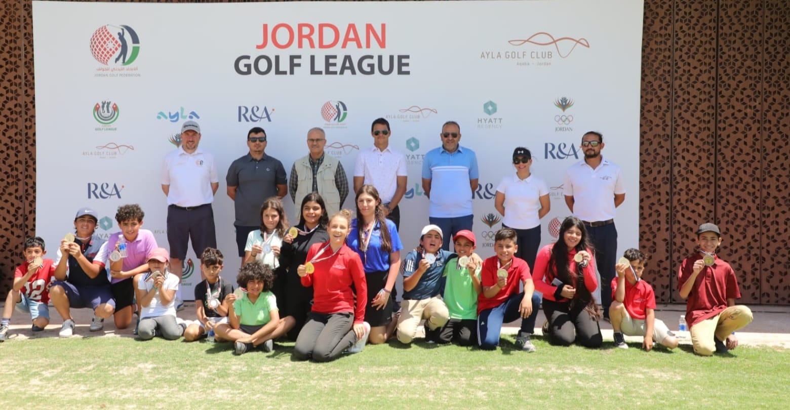 إسدال الستار عن منافسات دوري الجولف