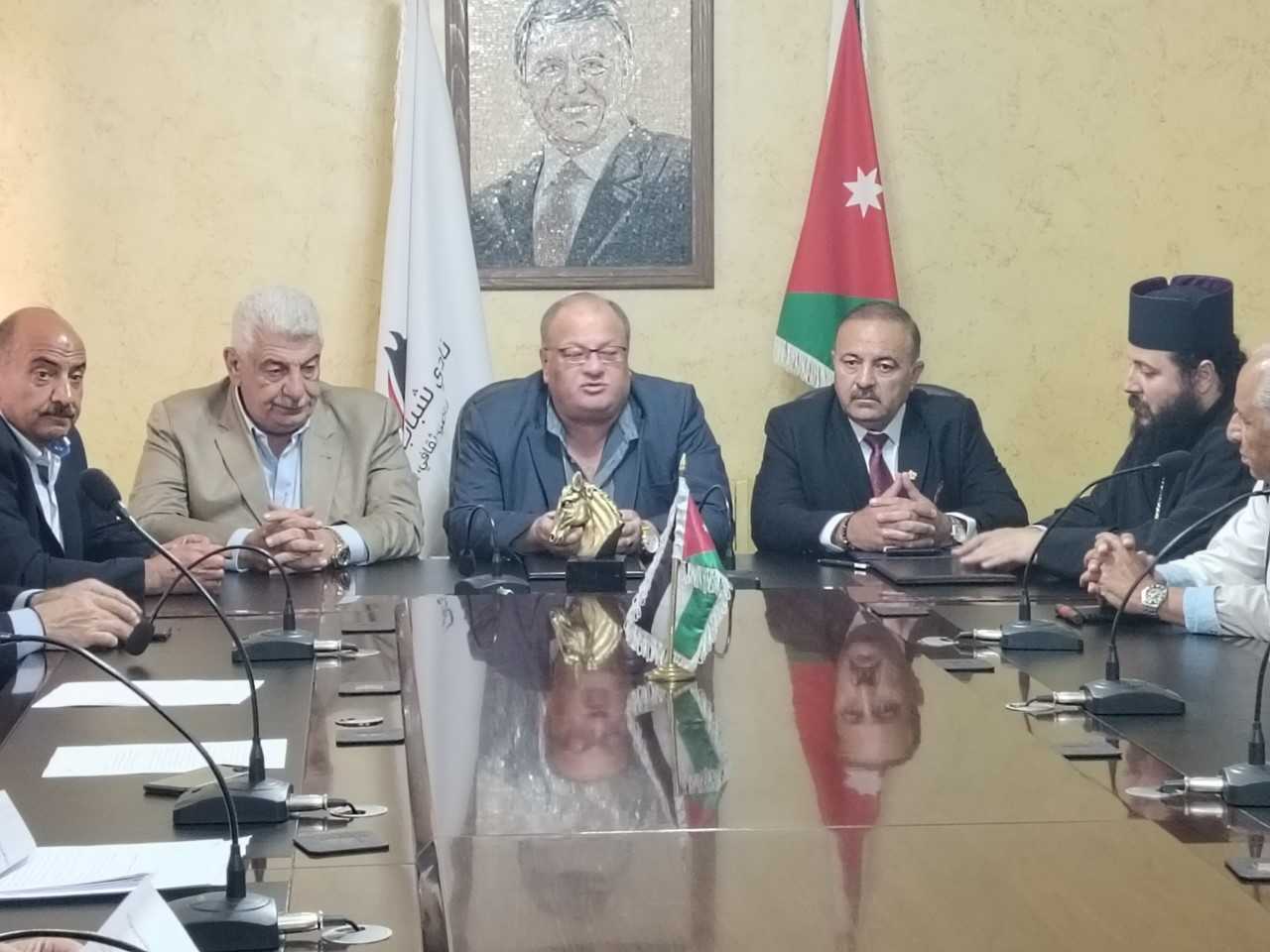 اتفاقية توأمة بين مهرجاني الفحيص والأردني الفلسطيني في أميركا