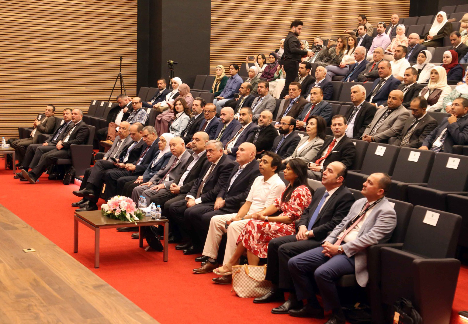 انطلاق المؤتمر الأول للأعمال والاقتصاد الرقمي بالجامعة الأردنية