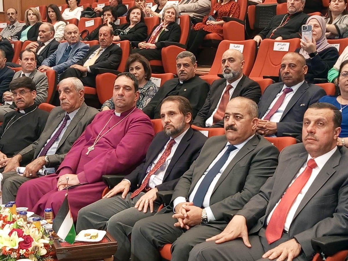 إربد: الأمير مرعد يرعى تخريج الفوج الثاني من طلبة الأسقفية