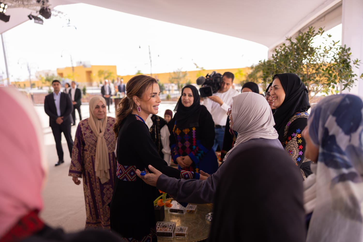 Queen hosts luncheon for women in Sahab