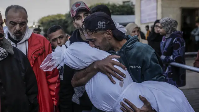 14,500 children killed in Gaza since beginning of Israeli war, UNRWA chief announces