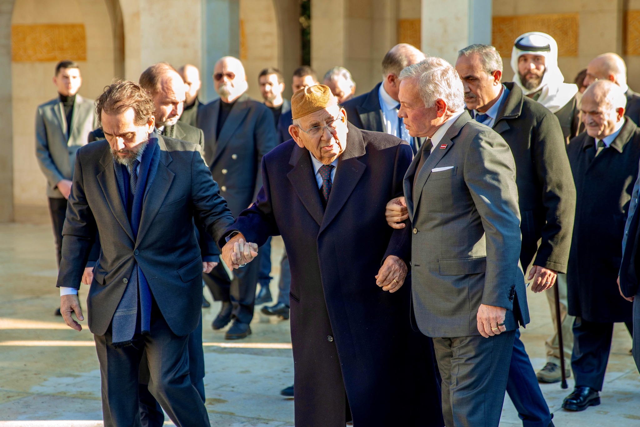 King attends Princess Majda’s funeral