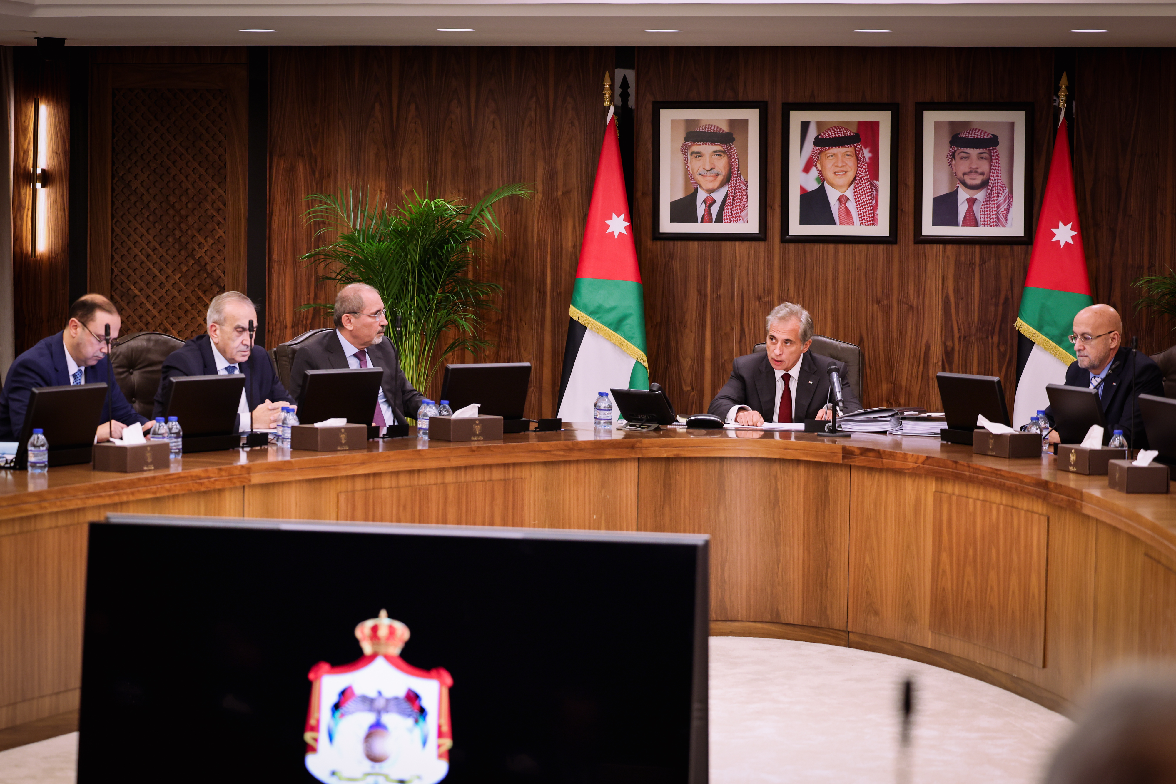 Prime Minister says government 'honoured' by King chairing cabinet meeting