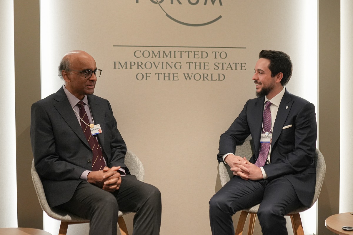 Crown Prince meets Singapore president at WEF Annual Meeting