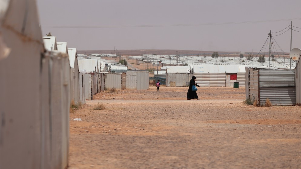 40 Syrian families voluntarily leave Azraq camp to their country