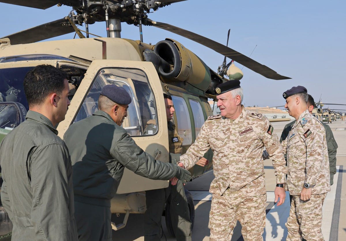 Army chief checks on King Abdullah II Air Base for Gaza relief air bridge