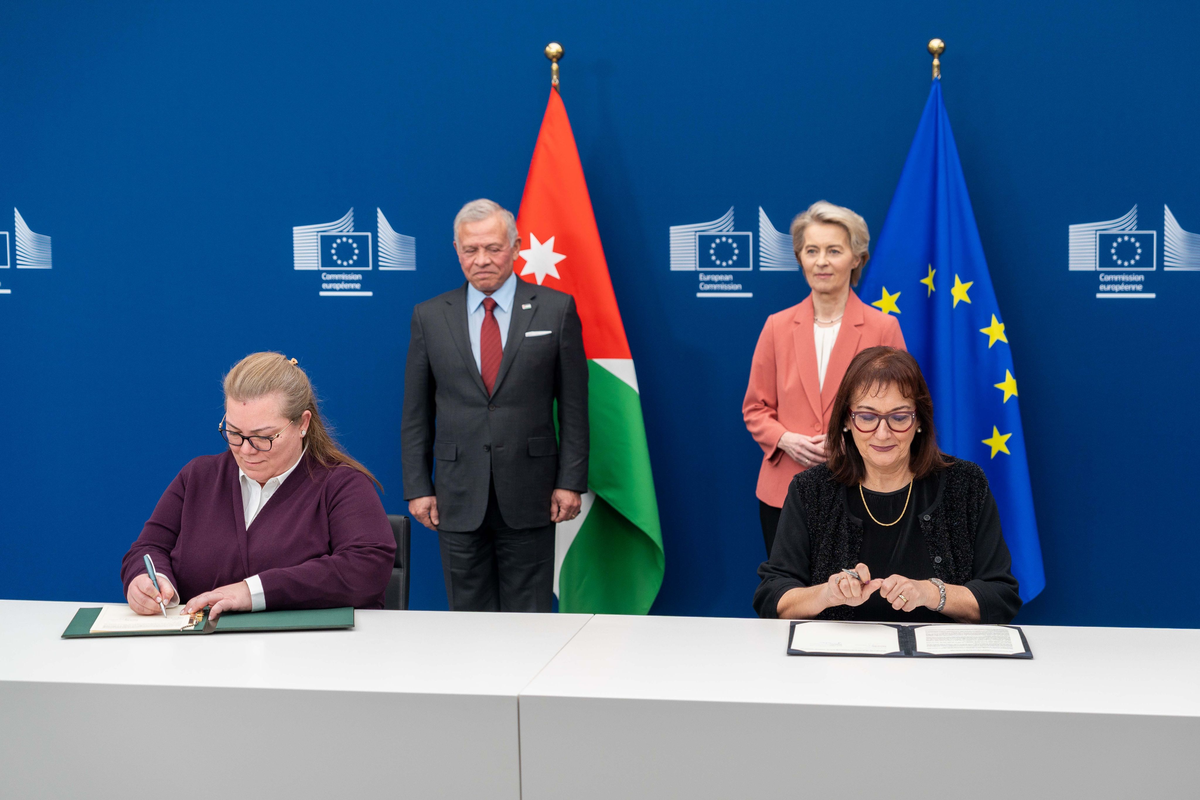 King witnesses signing of Joint Declaration on EU-Jordan Strategic, Comprehensive Partnership