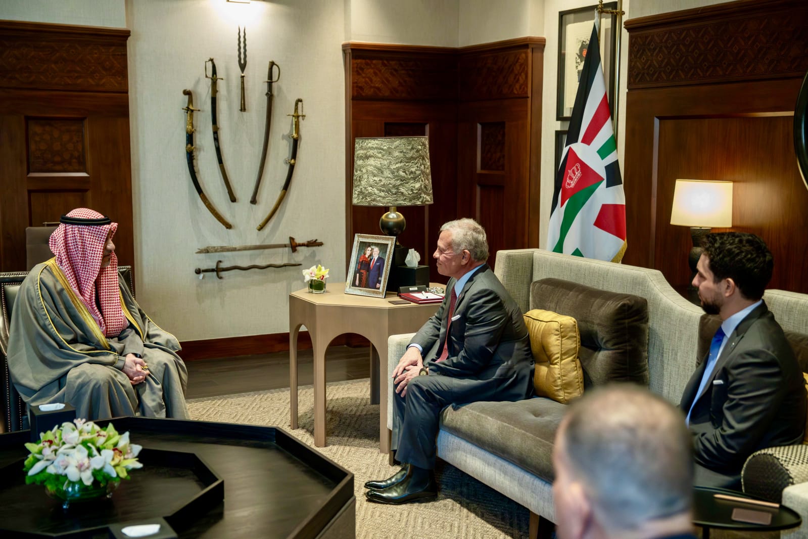 King receives Kuwait first deputy PM