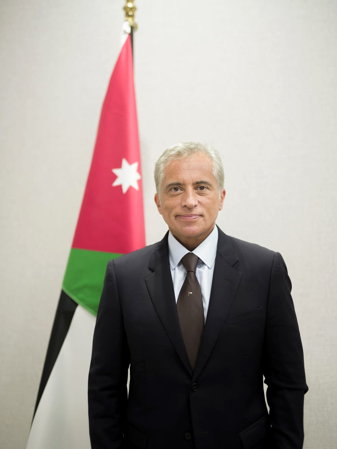 Prime Minister bans foreign travel for ministers, senior officials, except for essential meetings