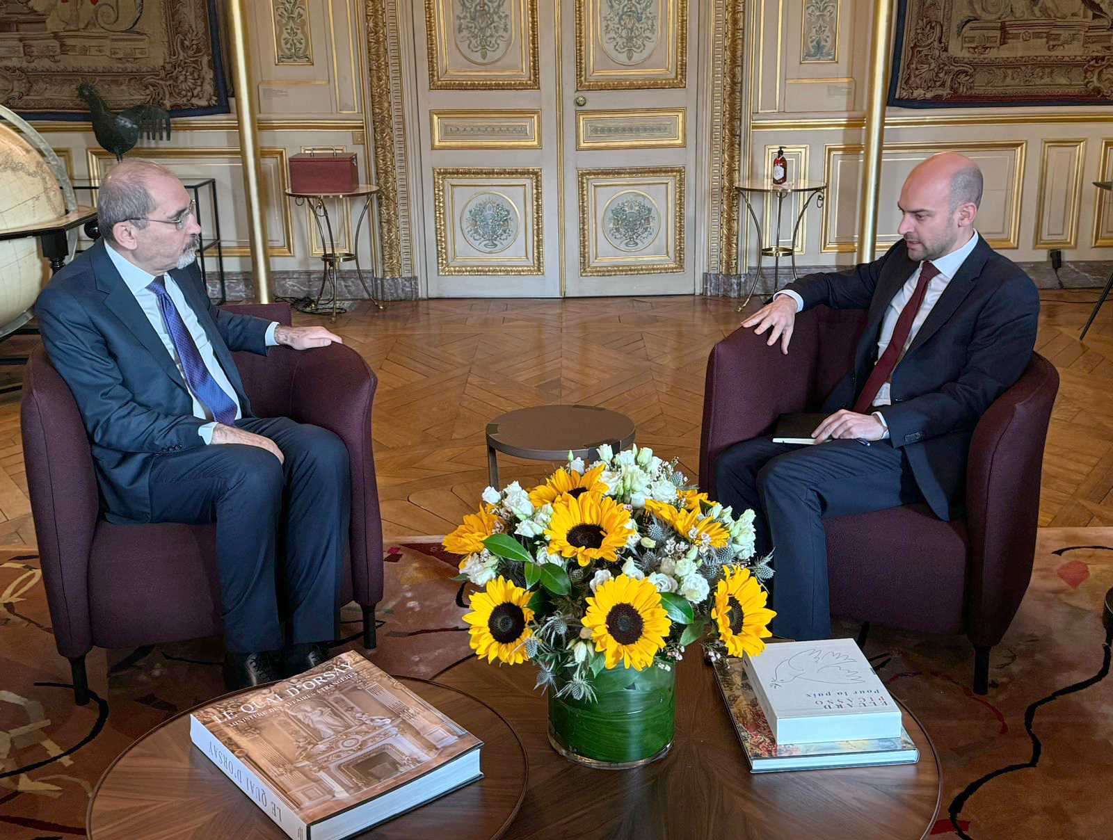 FM holds talks with French counterpart
