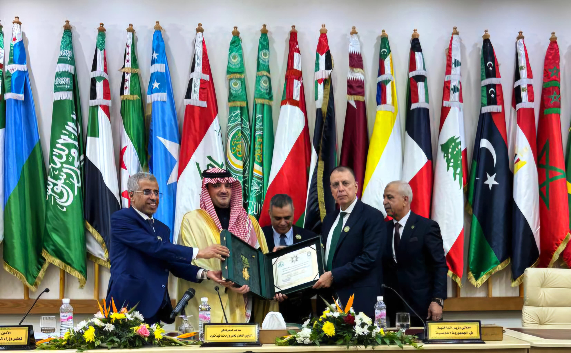 King Abdullah II awarded Prince Nayef Award for Arab Security