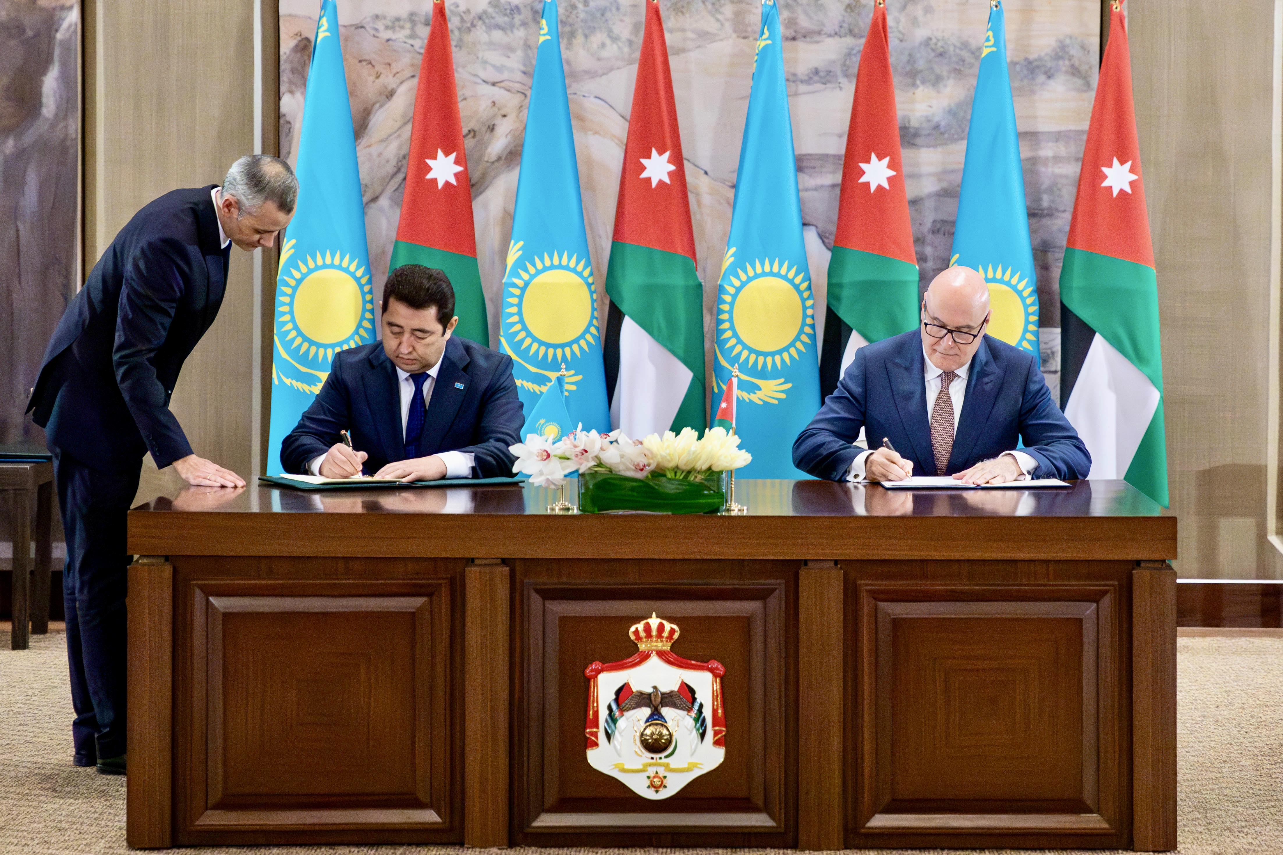 Jordan, Kazakhstan sign memos on cultural, environment protection cooperation