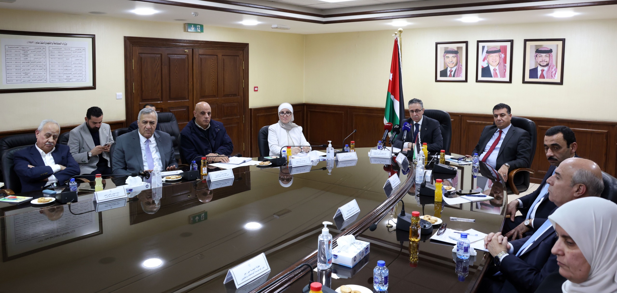 Ministers of Industry, Agriculture confirm abundant food stocks ahead of Ramadan