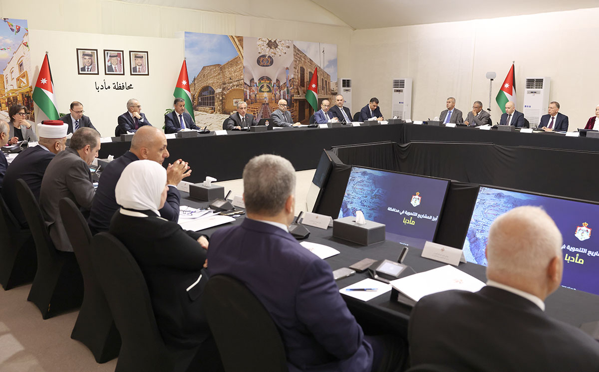 PM announces major development projects in Madaba; condemns Israel's Gaza offensive (Addition to our Story)