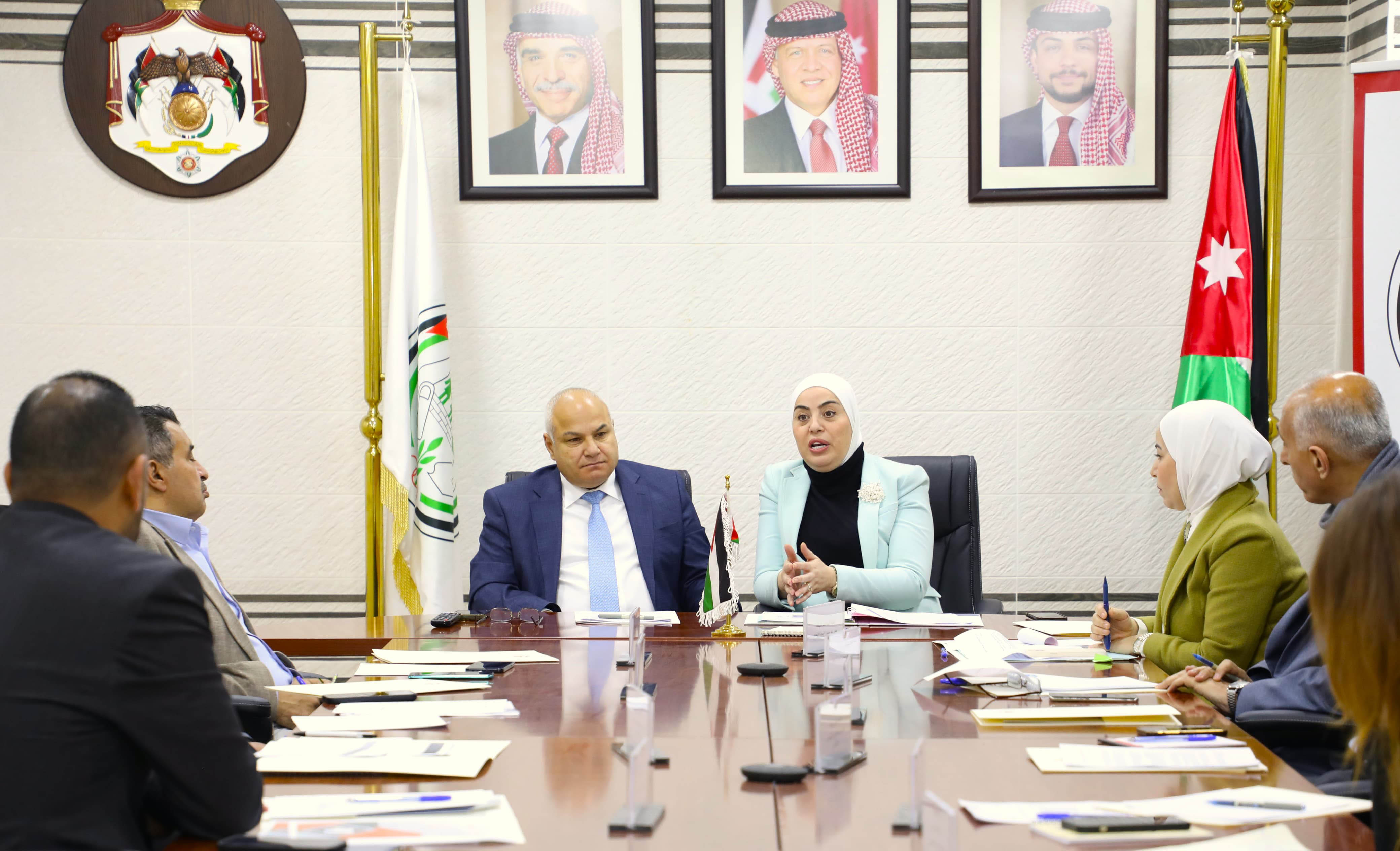 Social development minister, labour minister talk joint programmes