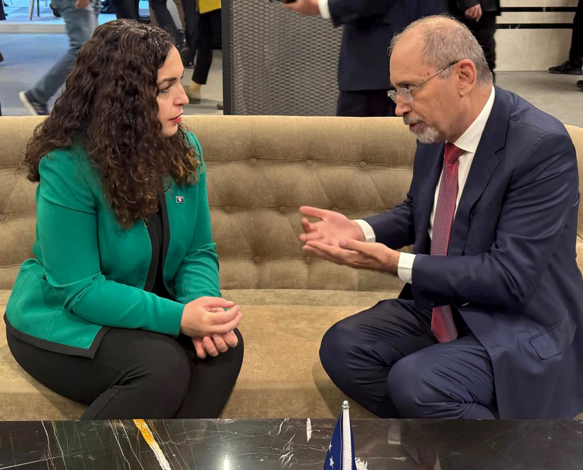 FM meets Kosovo President