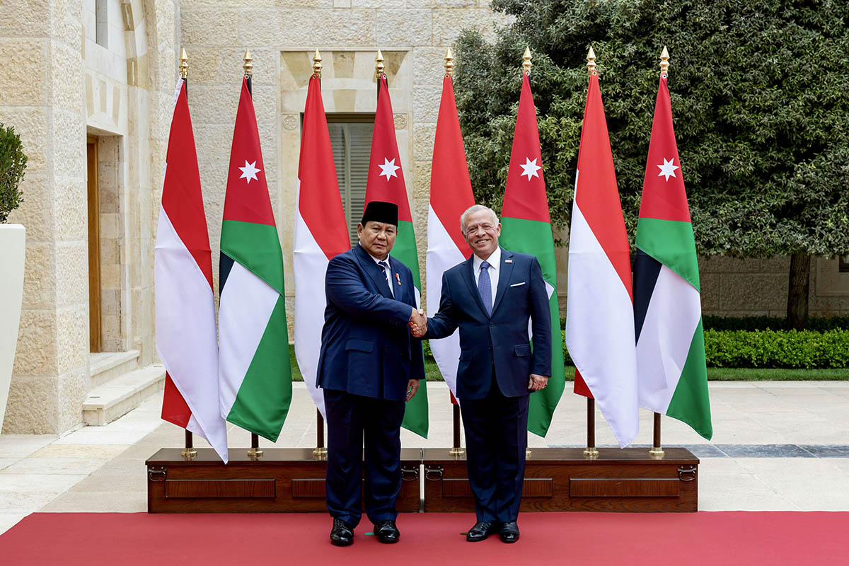 King, Indonesian president discuss bilateral relations, regional developments