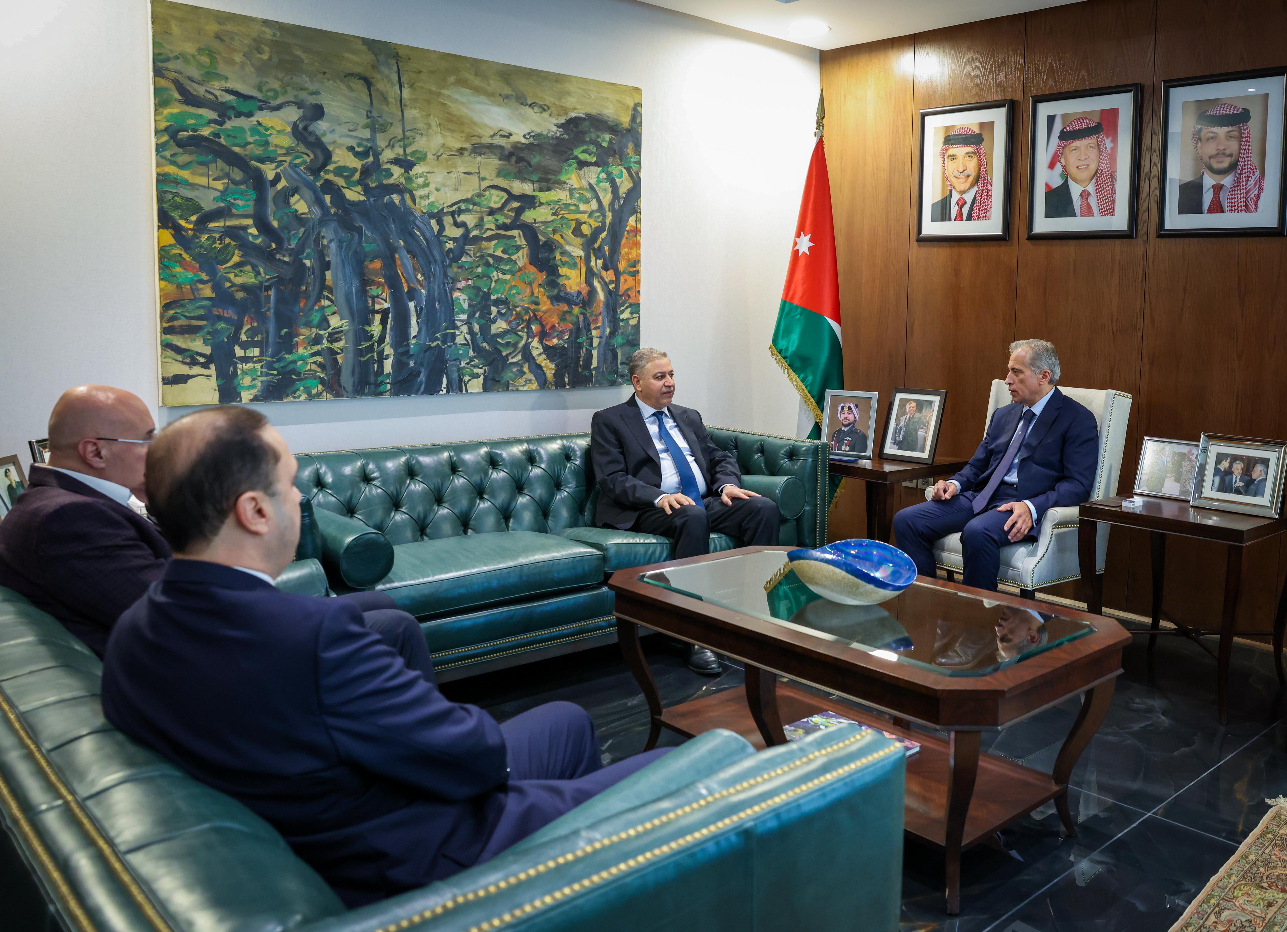 PM Lauds Arab Potash Company's JD 30 Million Pledge for Education, Health