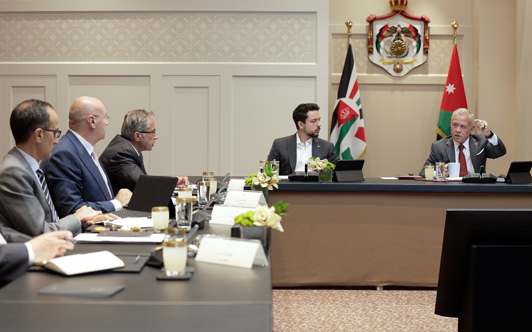 King briefed on Economic Modernisation Vision progress