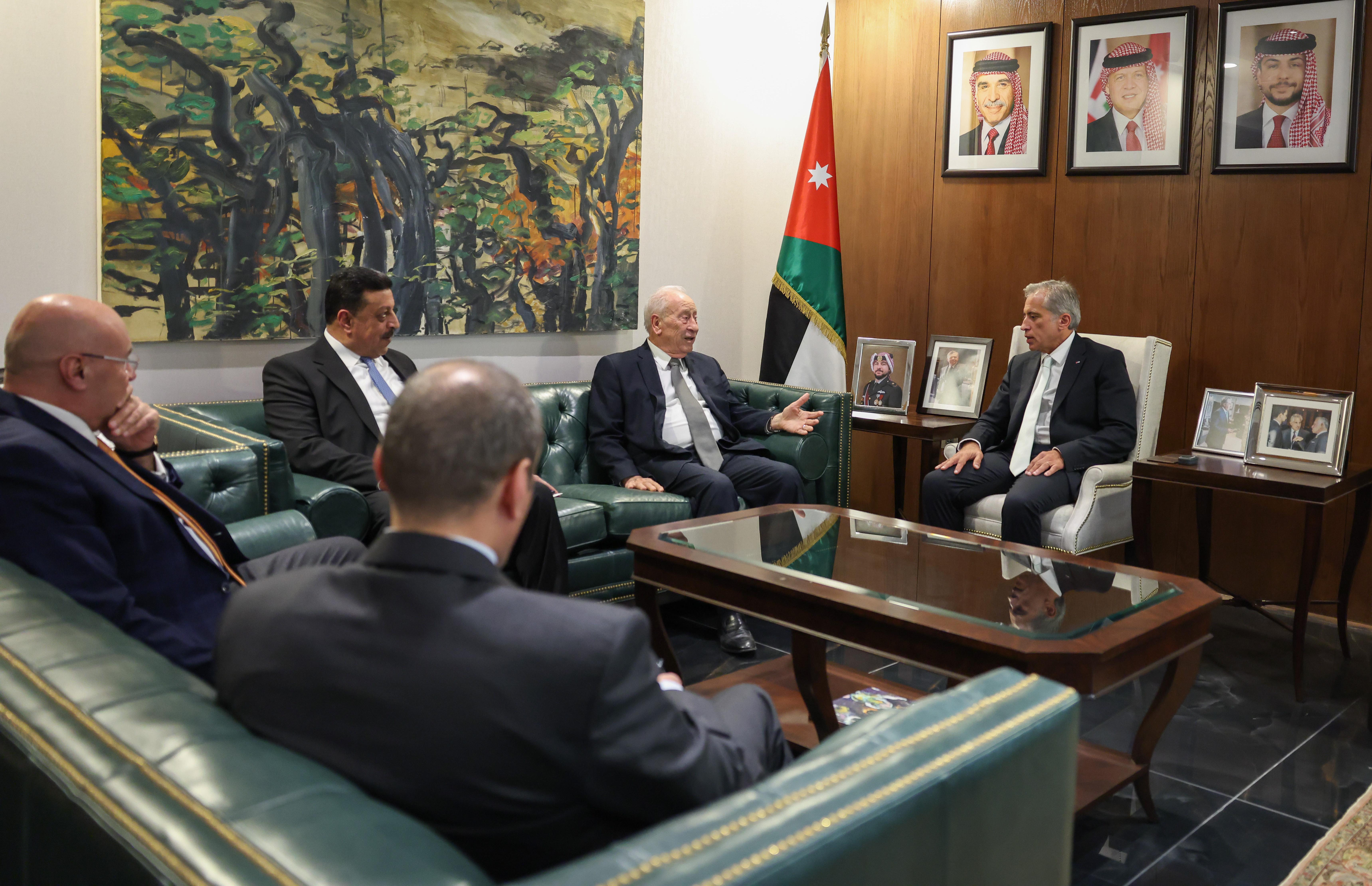 PM lauds JEPCO's contribution of 5% of profits for health, education, transport sectors