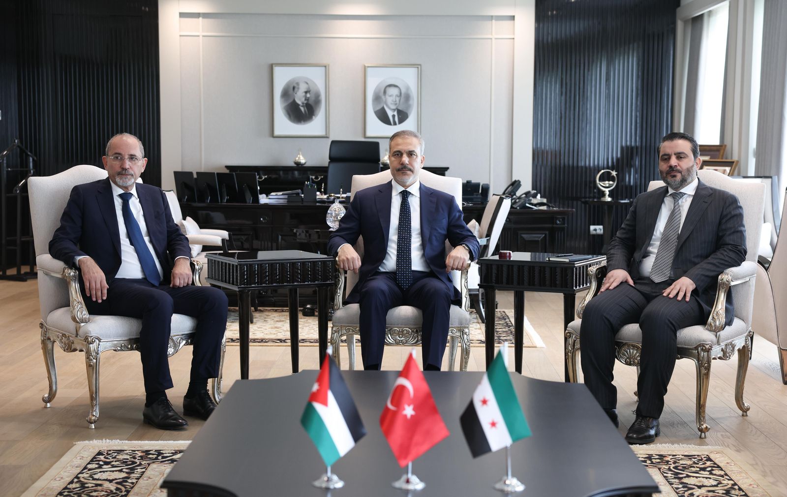 Jordan, Türkiye, Syria hold trilateral talks to support Syrian reconstruction, regional stability