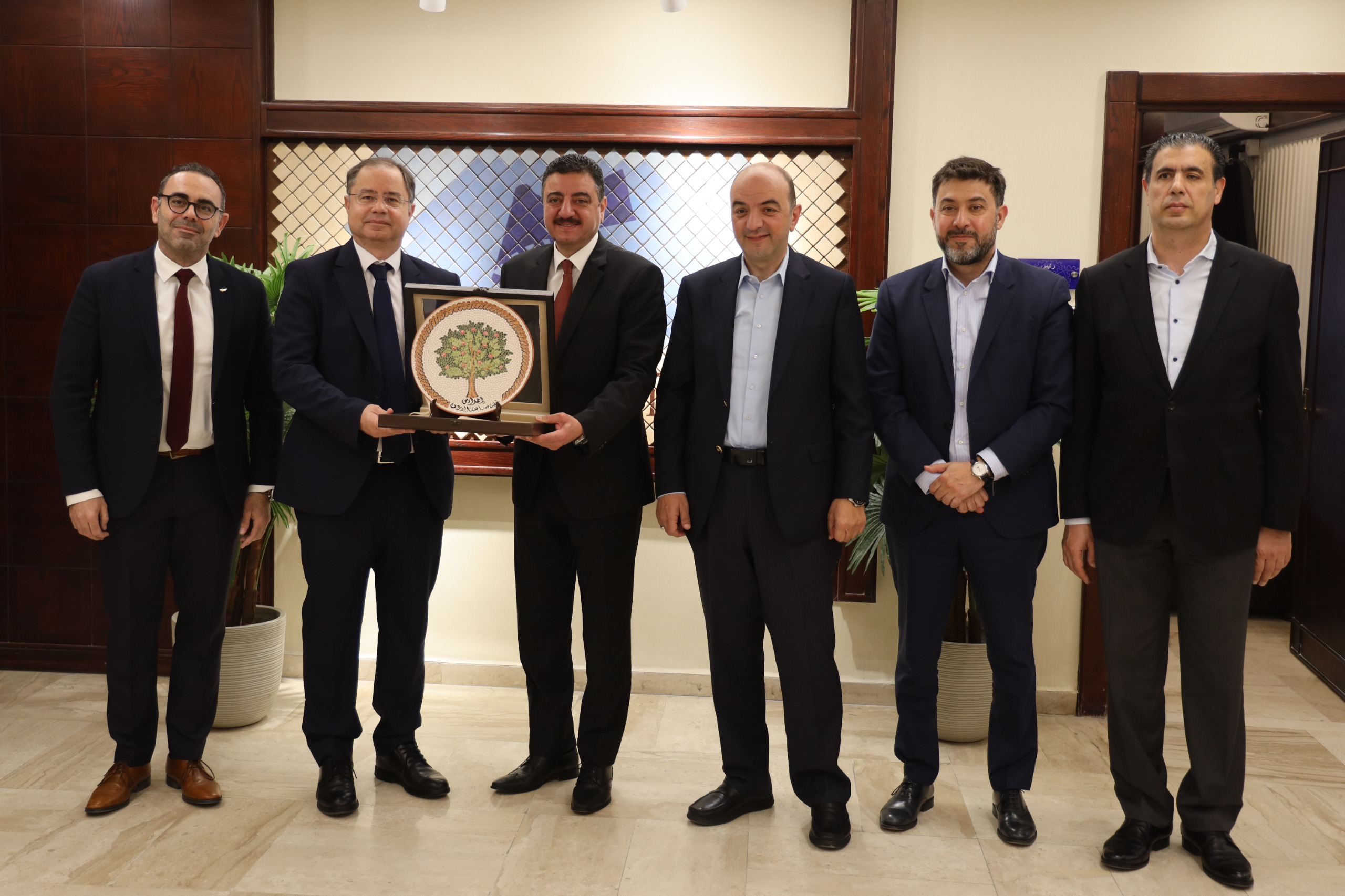 Jordan, Cyprus Discuss Economic Cooperation