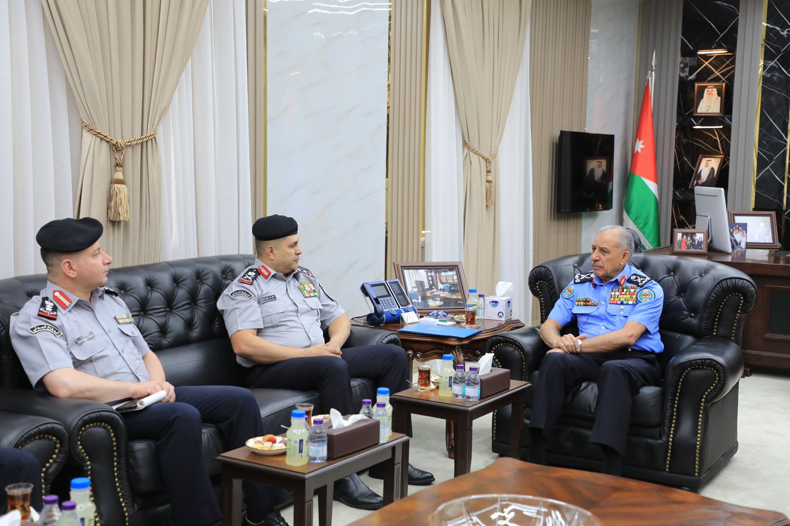 Jordan, Palestine talk civil defense cooperation