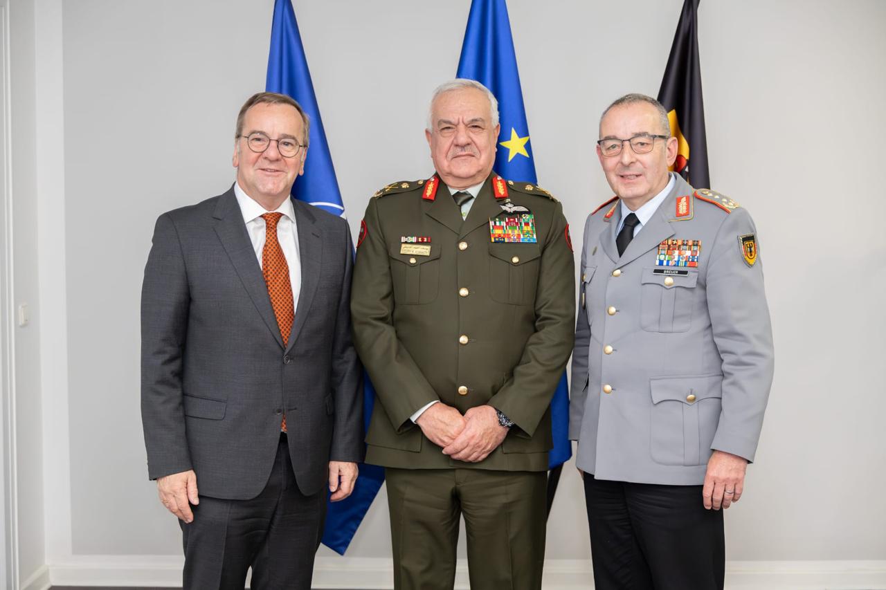 Army chief meets with German counterpart and Federal Minister of Defense in Berlin