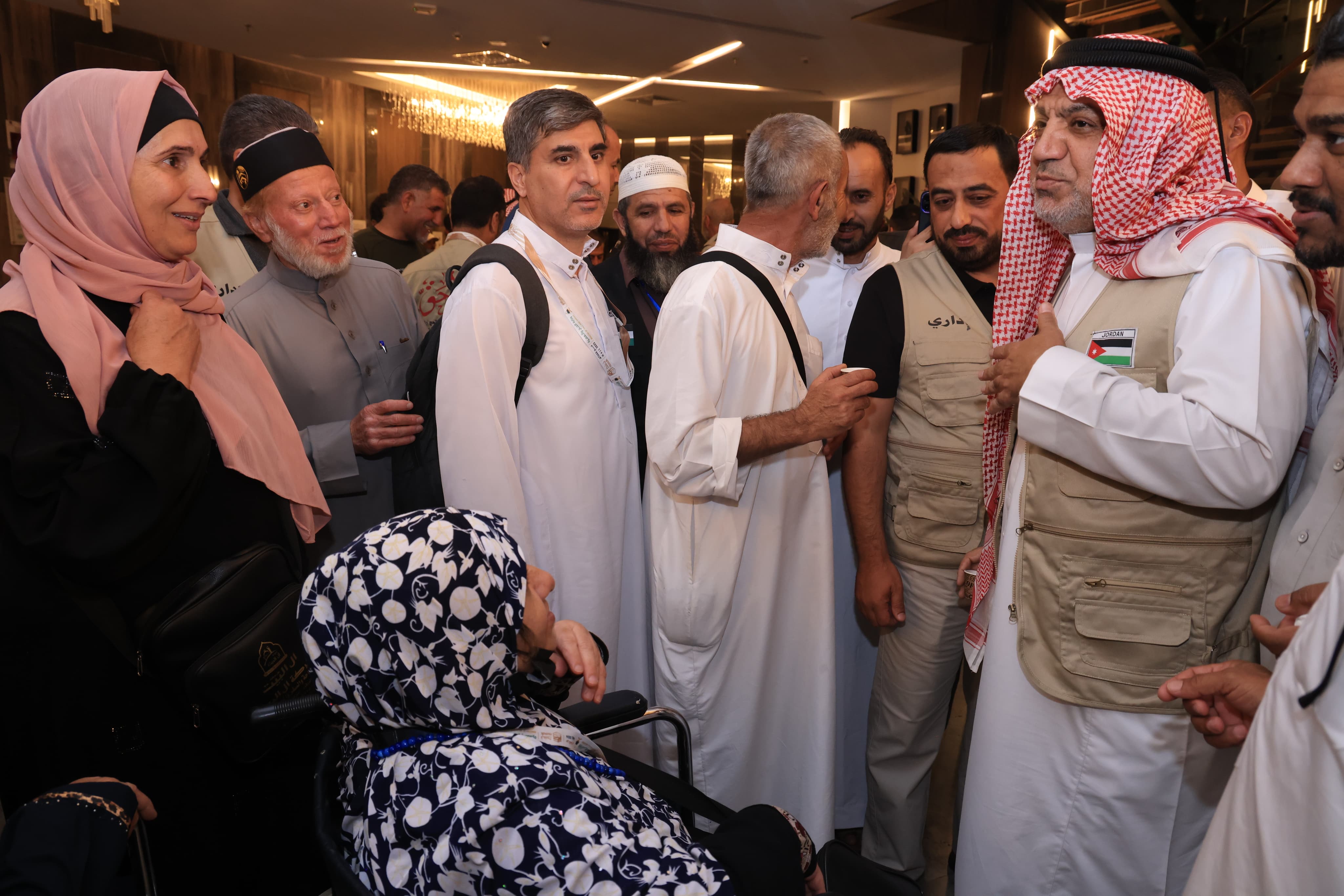Awqaf Minister Inspects Jordanian Pilgrims' Accommodations in Makkah