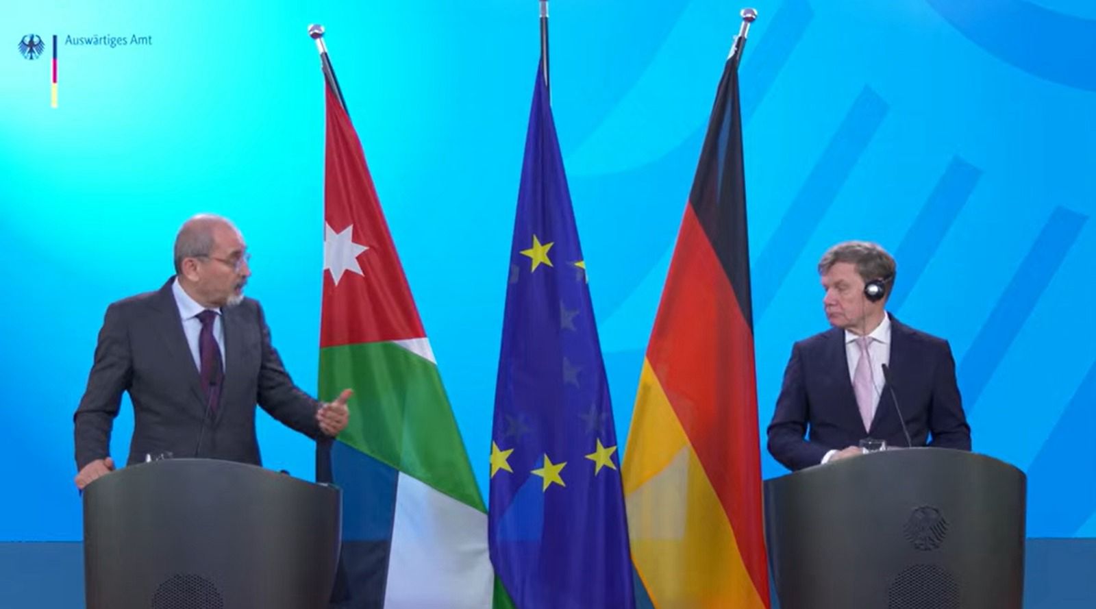 FM Safadi, German counterpart talk regional de-escalation