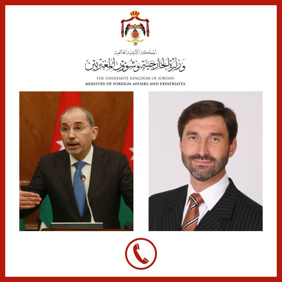 FM, Slovakia counterpart discuss efforts of de-escalation in region