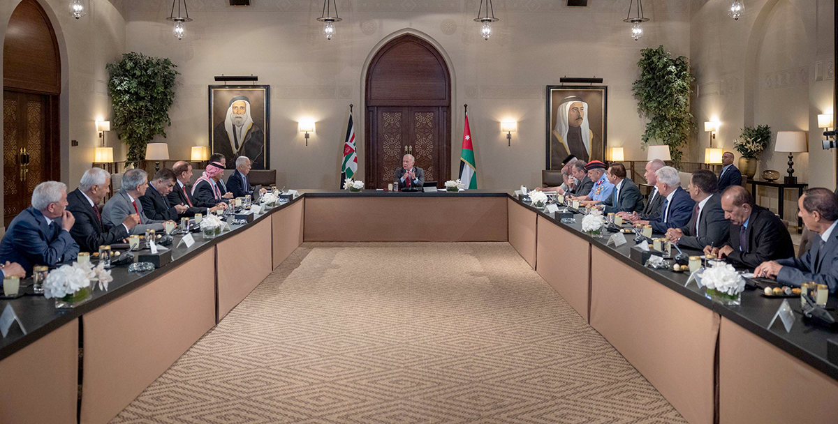 King's meeting with military retirees reaffirms commitment to bolstering national unity, supporting regional peace efforts