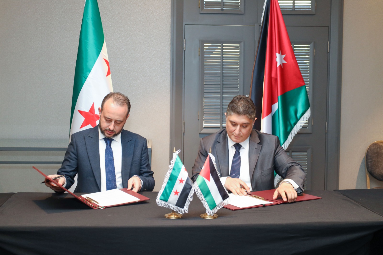 Jordan, Syria sign agreement to boost trade, passenger transit, goods movement