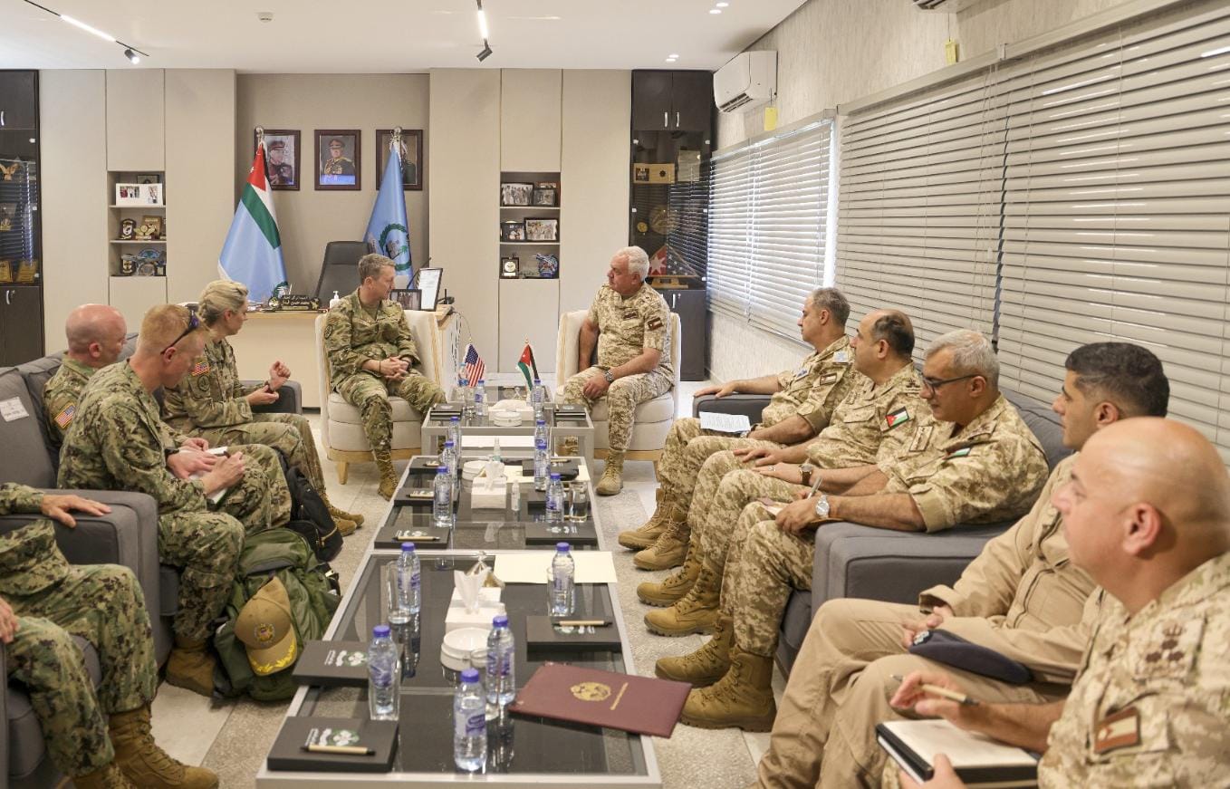 Army Chief, US Counterpart Discuss Cooperation, Regional Security