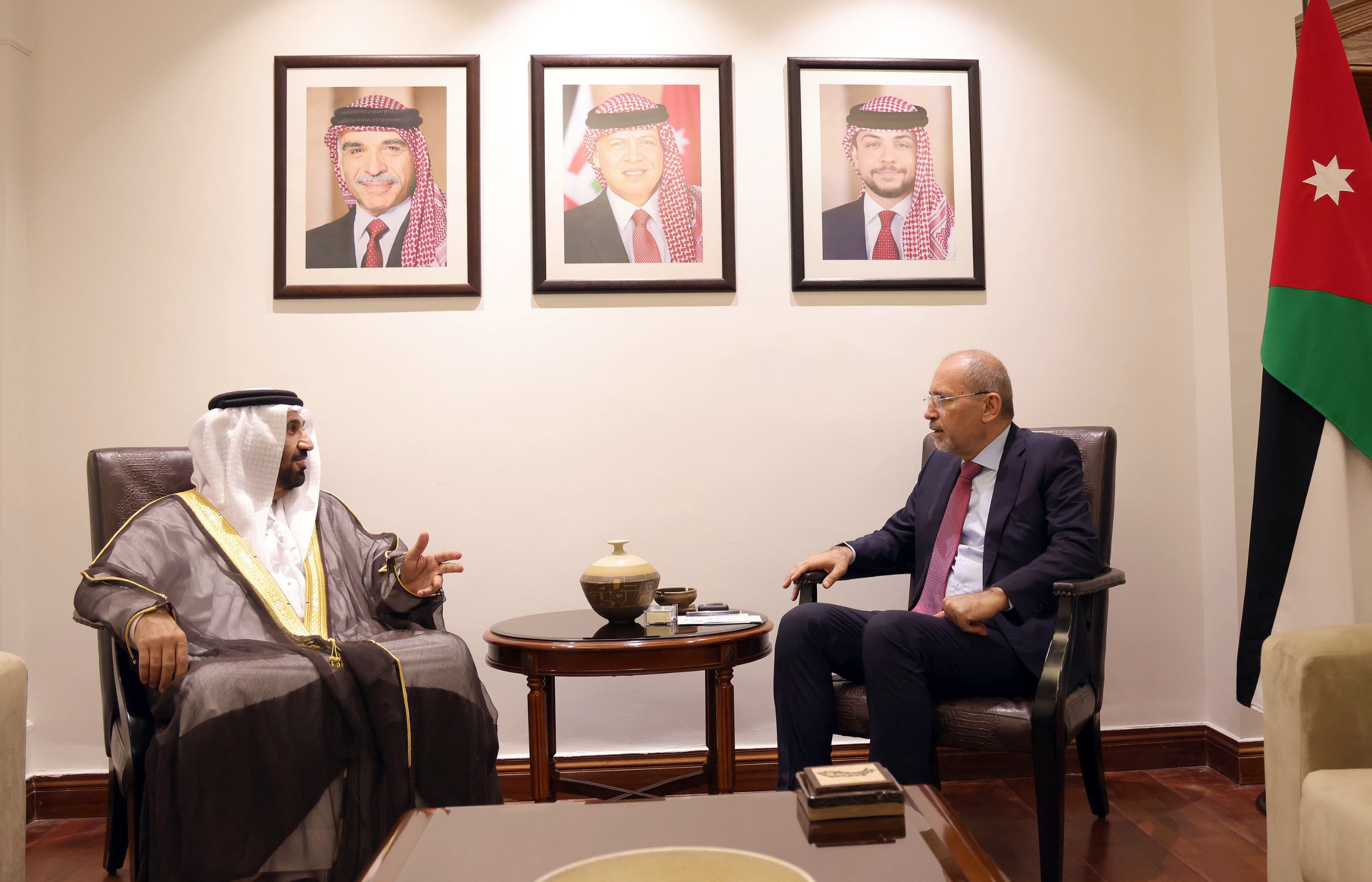 Foreign minister, Arab Parliament speaker talk region