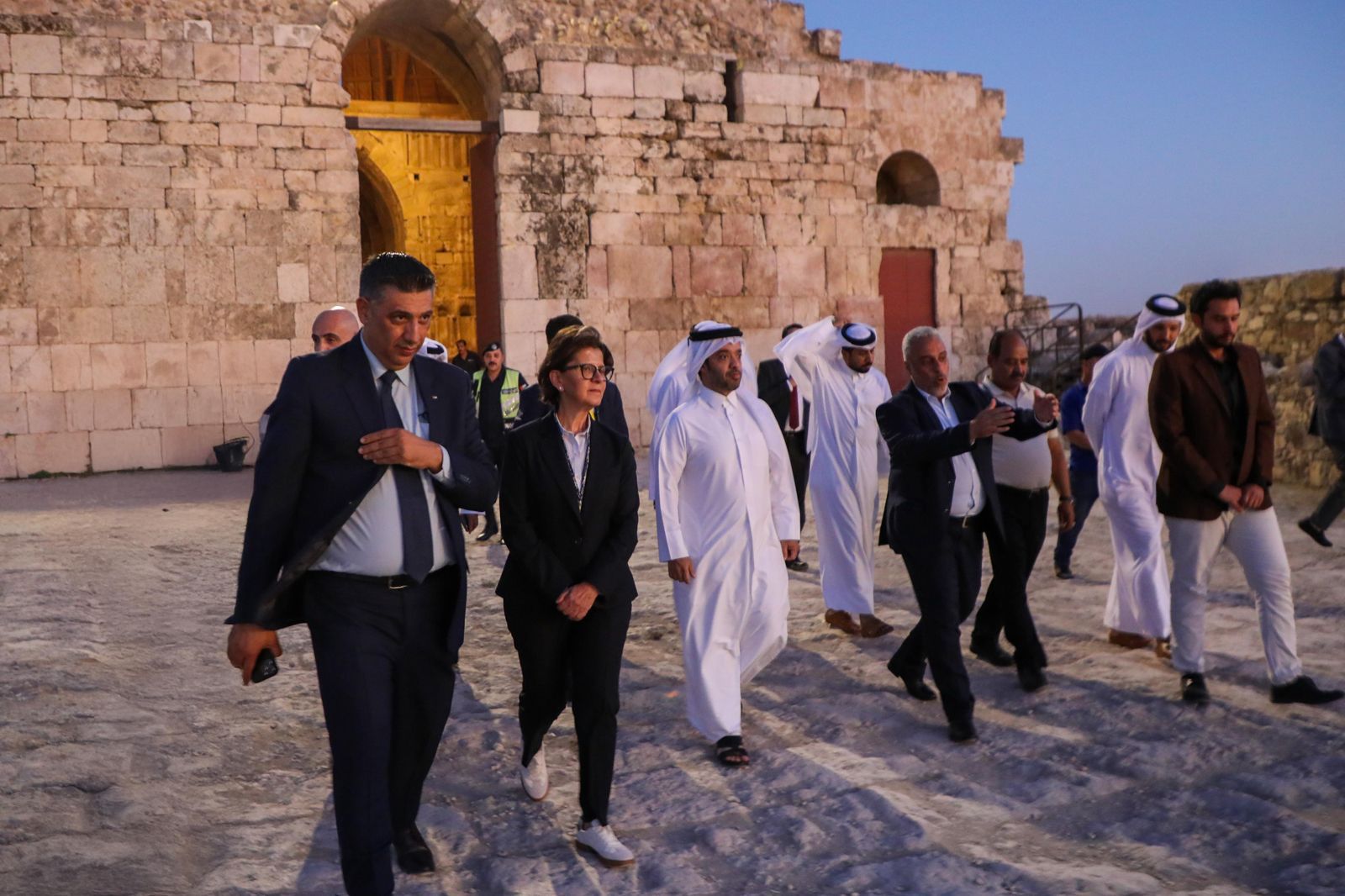 Qatar Tourism Chief Explores Amman Citadel, Eyes Stronger Ties with Jordan